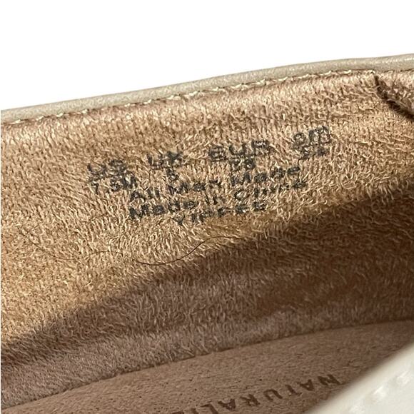 Naturalizer SOUL Yippee Faux Leather Slip On Flat Shoes in Stone Size 7.5 - Picture 8 of 10